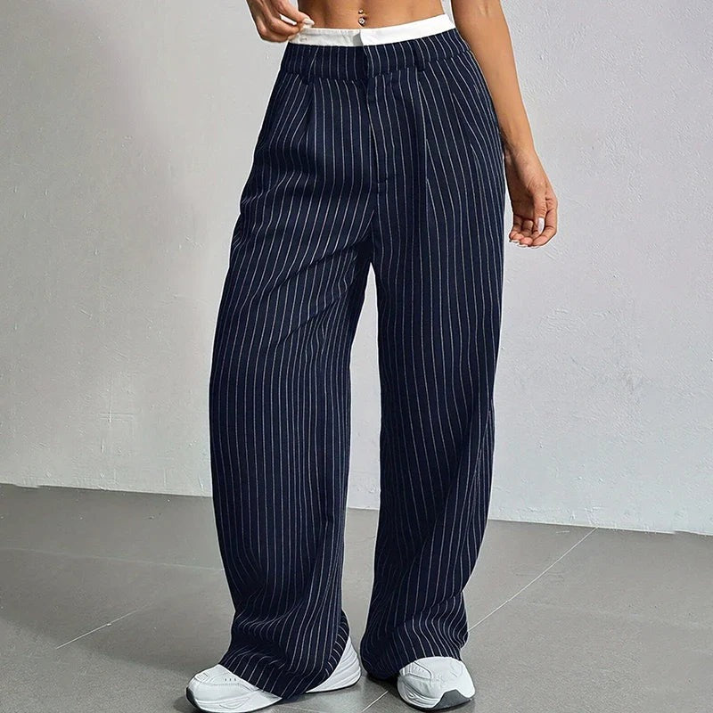 Ava Navy blue