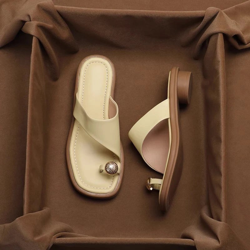 Gia strappy flat summer sandals - detail view