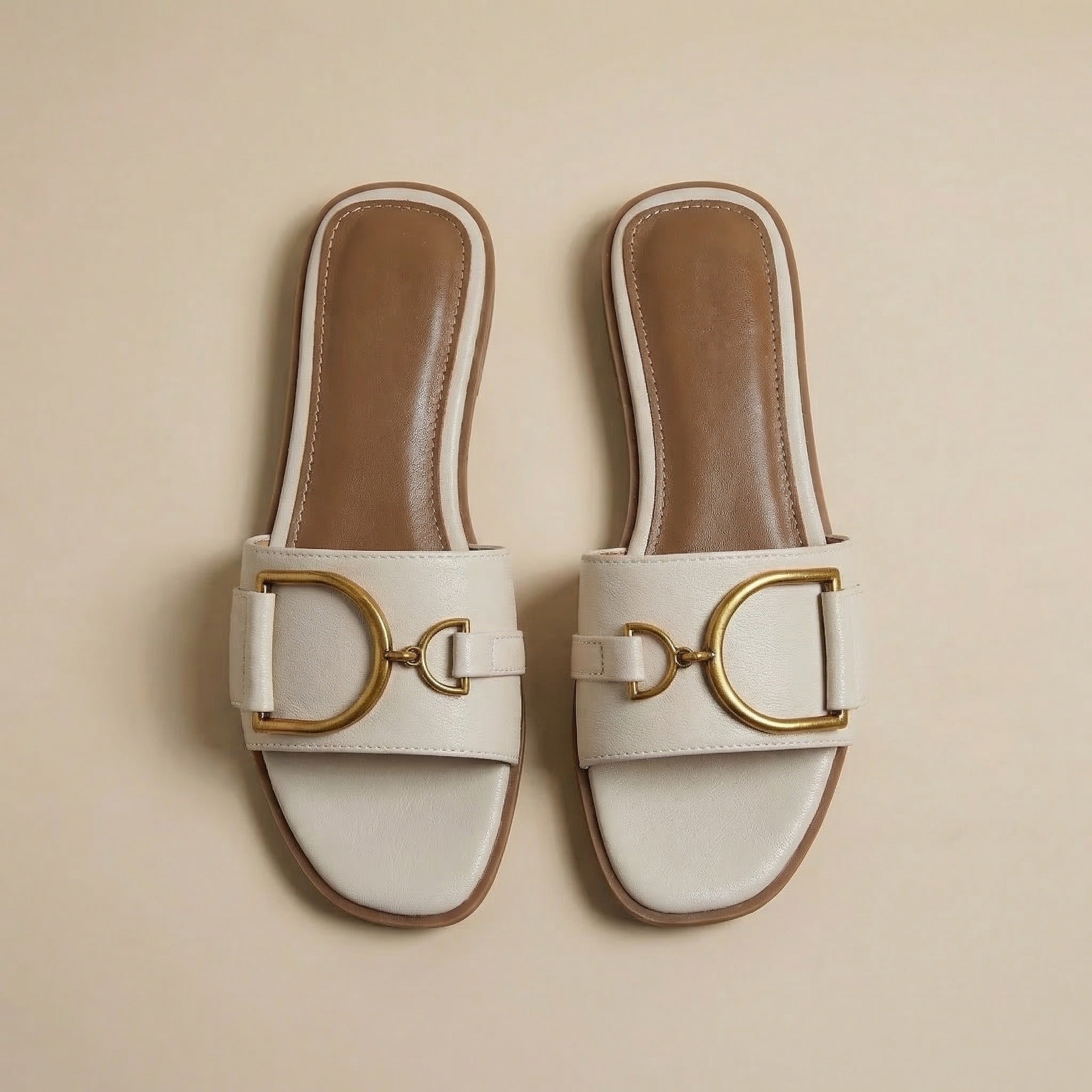 Mara strappy flat sandals - detail view