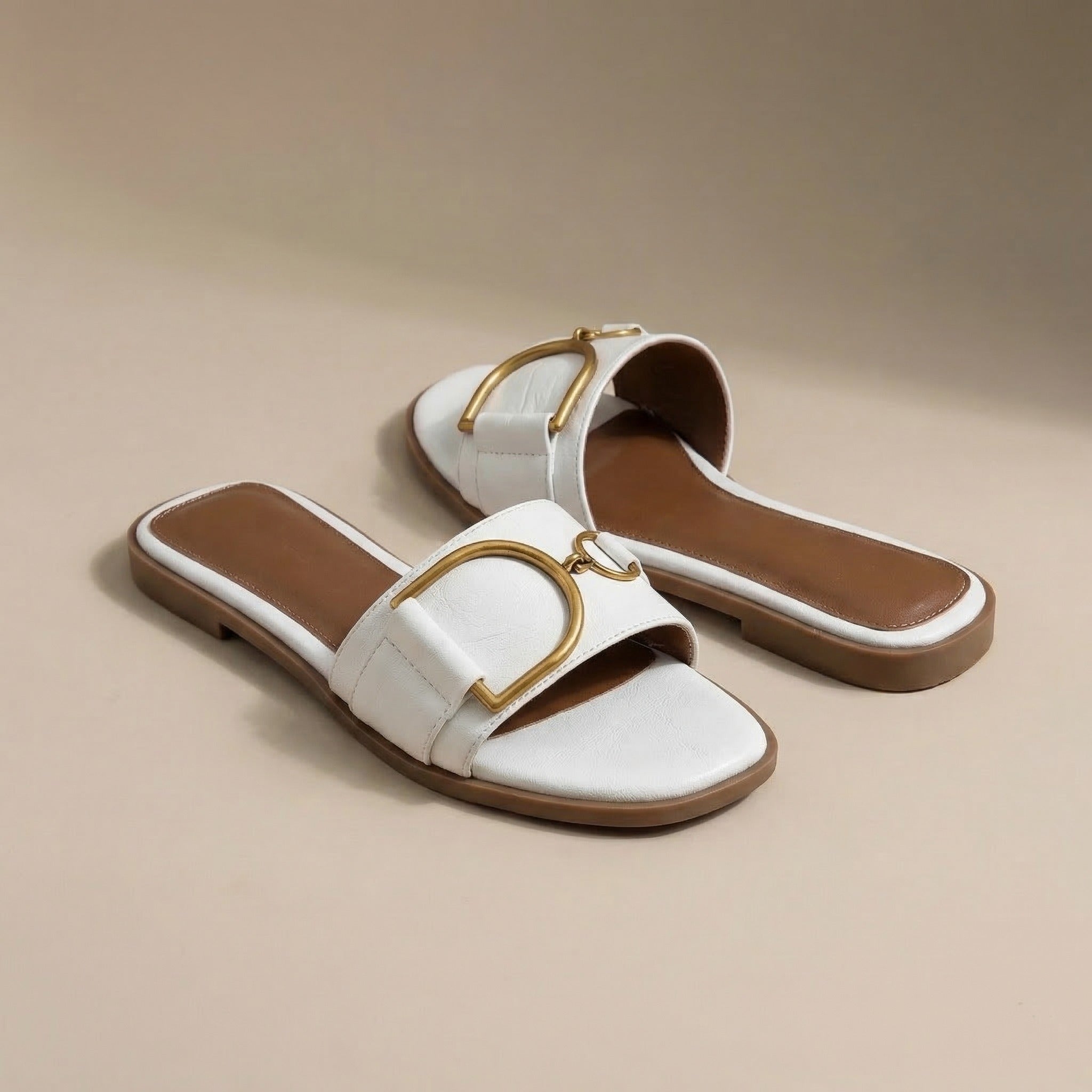 Mara strappy flat sandals - detail view