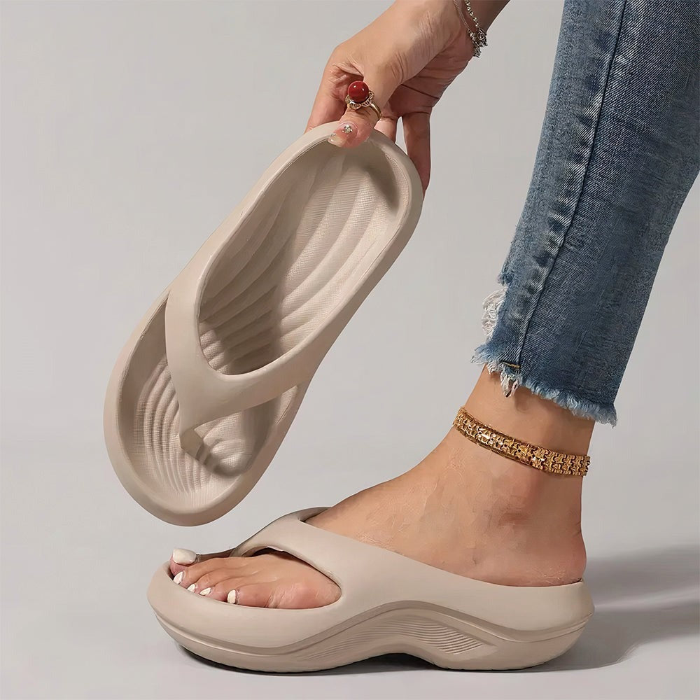 Nova platform flip flops - detail