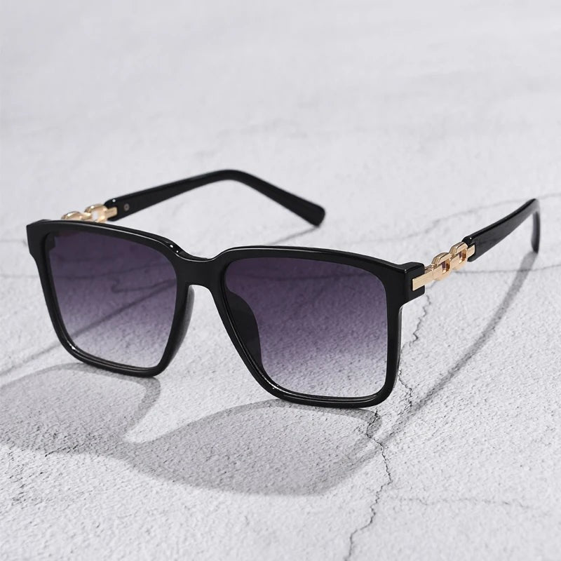 Nova Square Designer Sunglasses - Black/Gray