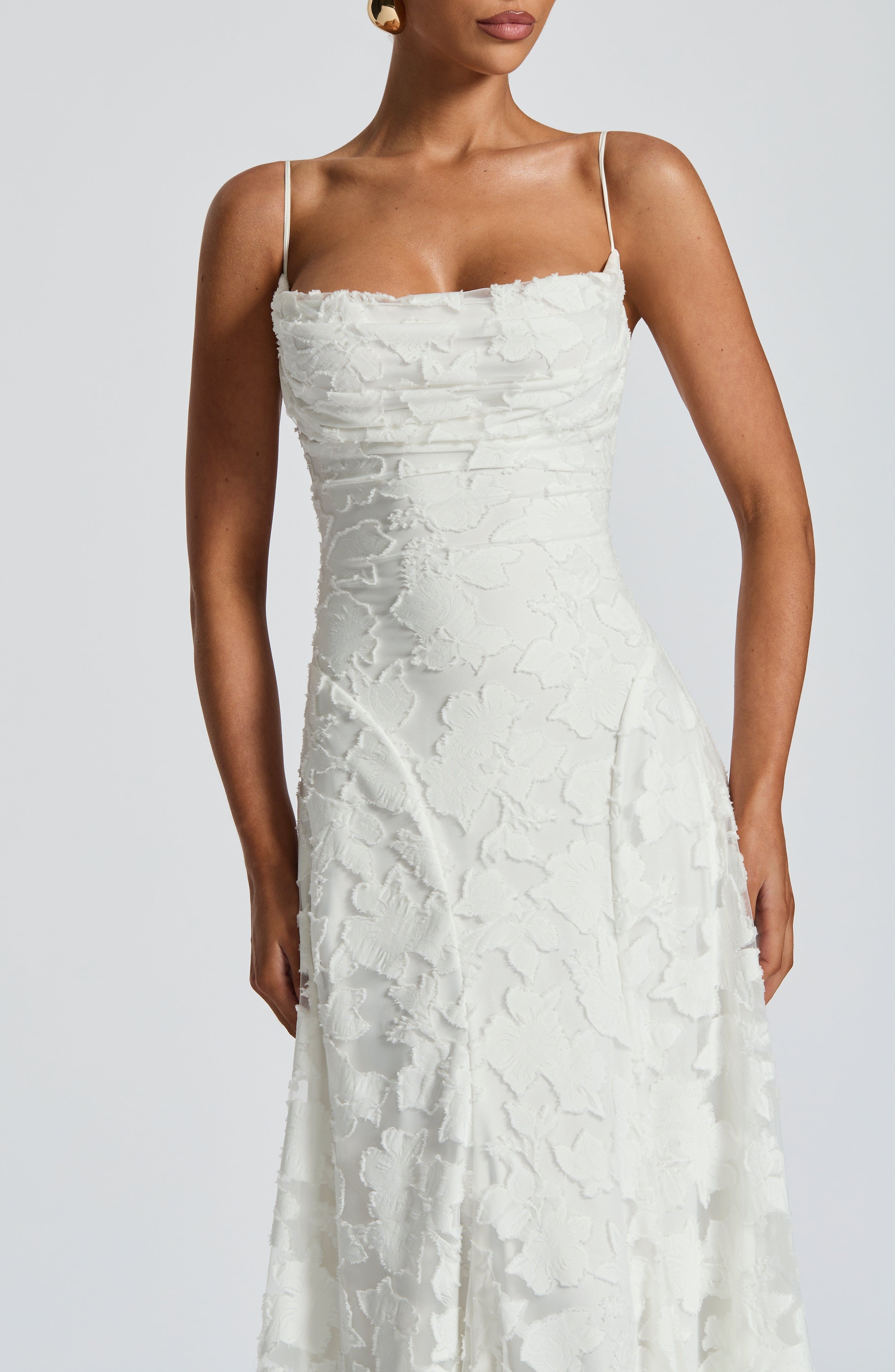 Mira floral lace maxi dress - Ivory