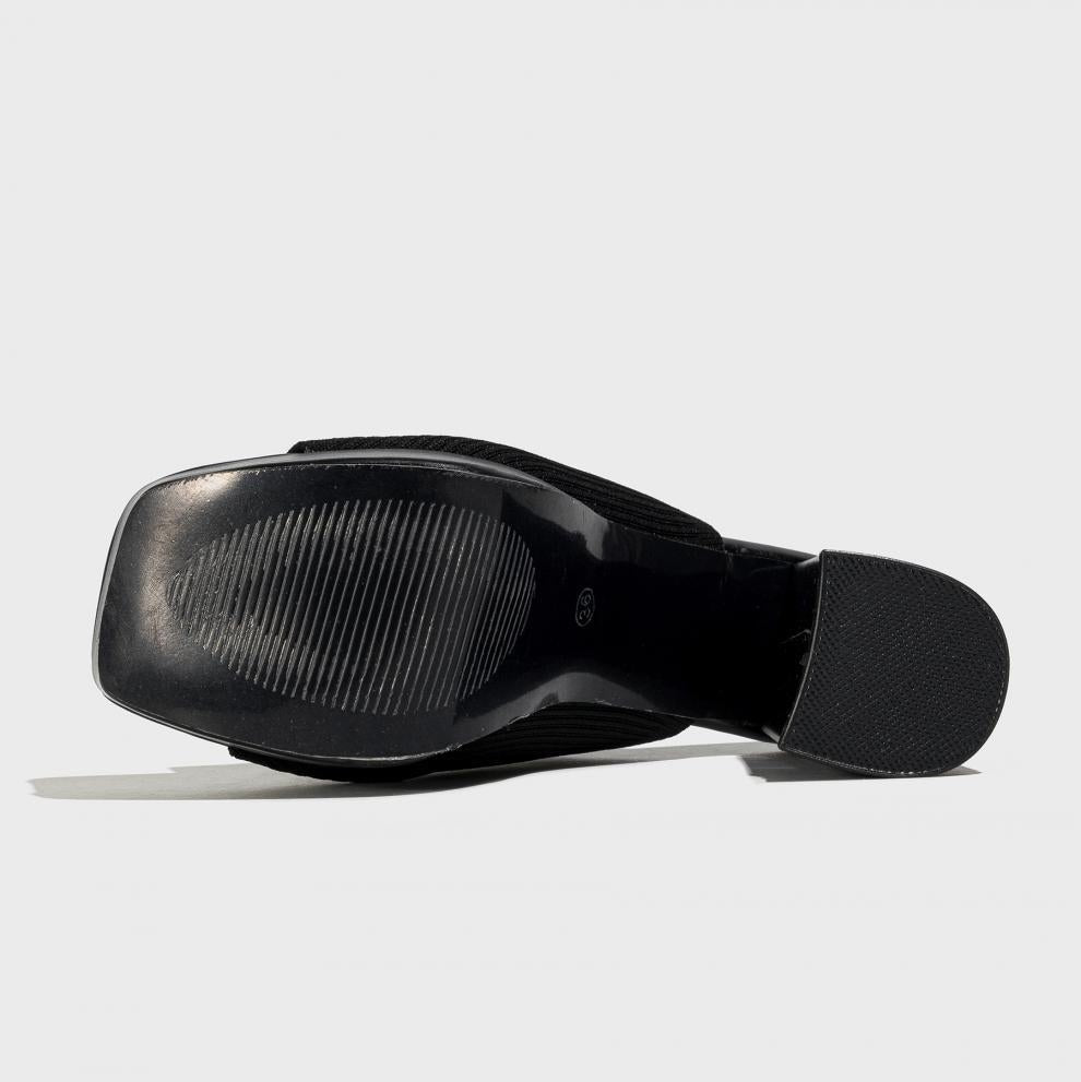 Mae sandals - Black alternate angle