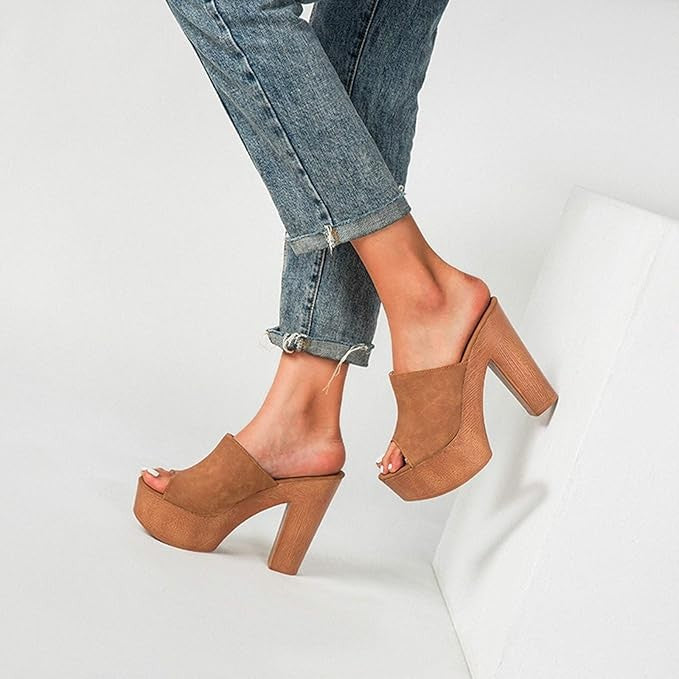 Lottie suede heeled platform mules - detail